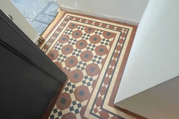Bounds Green Victorian tiled hallway